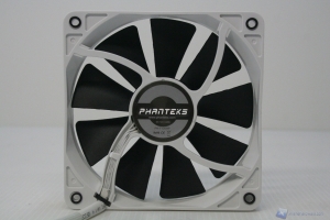 00041 pHANTEKS_MONOTORRE